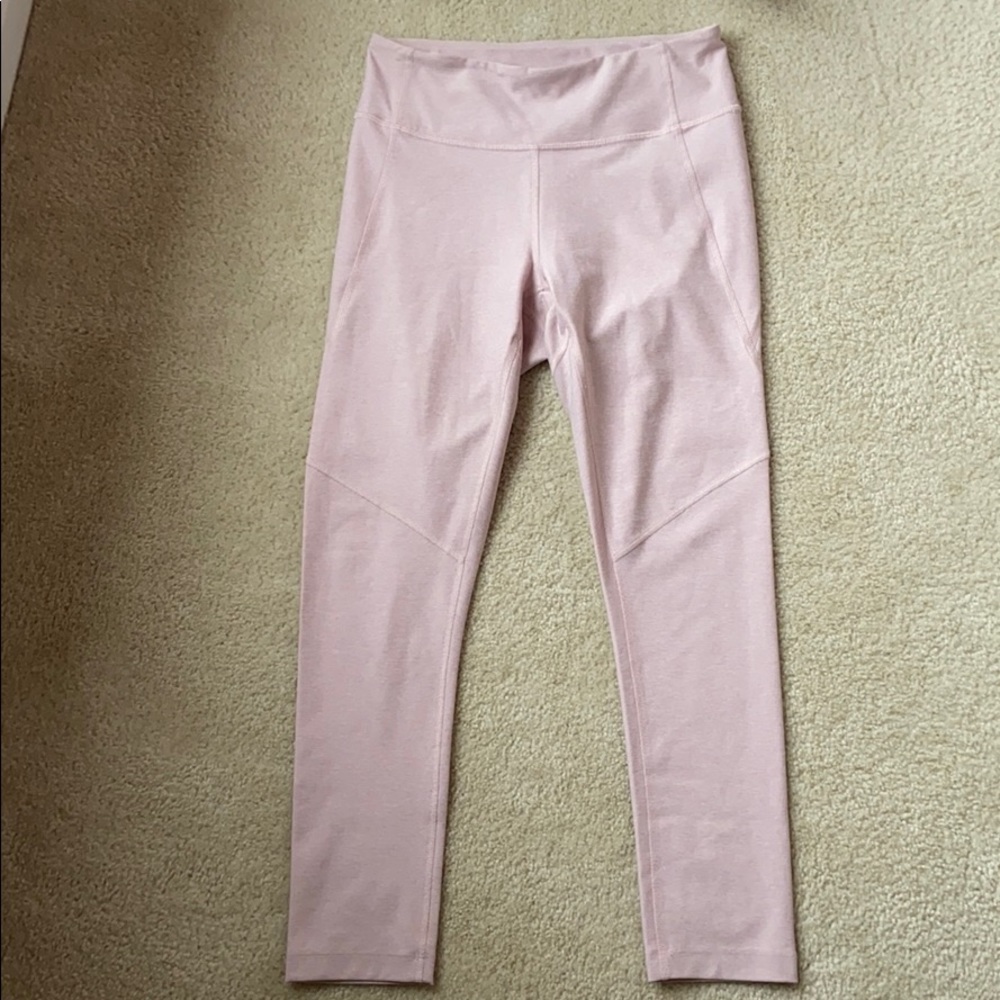 Outdoor Voices Warmup Leggings in Rose Quartz